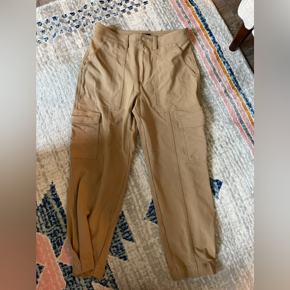 Banana Republic Tapered Cargo Stretch Pants Khaki 6 - Picture 2 of 3